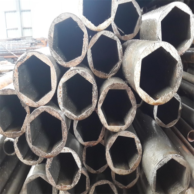 張家界異型無縫鋼管