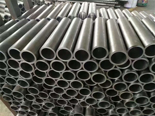 張家界精密管材無縫鋼管